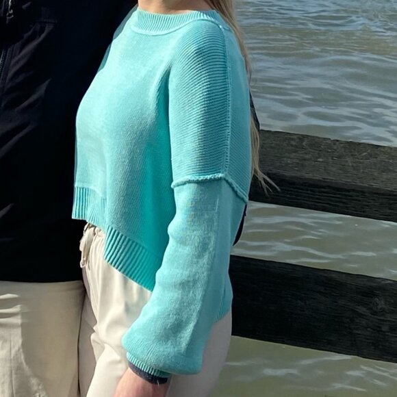 Mint Cropped Knit Sweater – Pink Rose – Size M - Picture 7 of 7